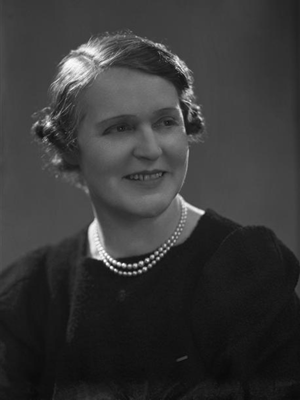 Portrait de Germaine TAILLEFERRE